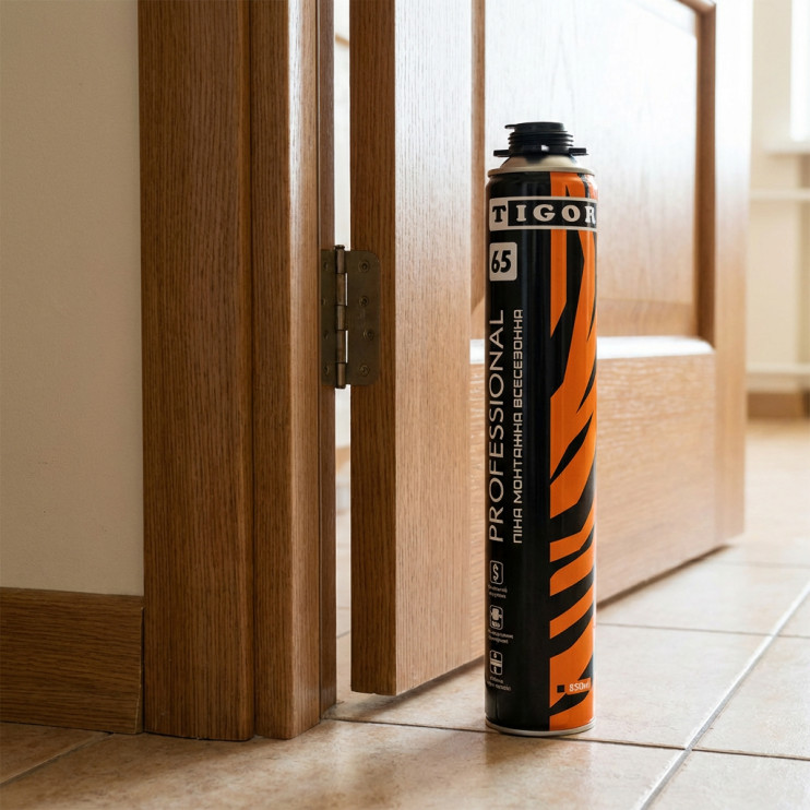 Монтажная пена Tigor Pro 65 для установки межкомнатной двери - Новаторбуд - фото 2